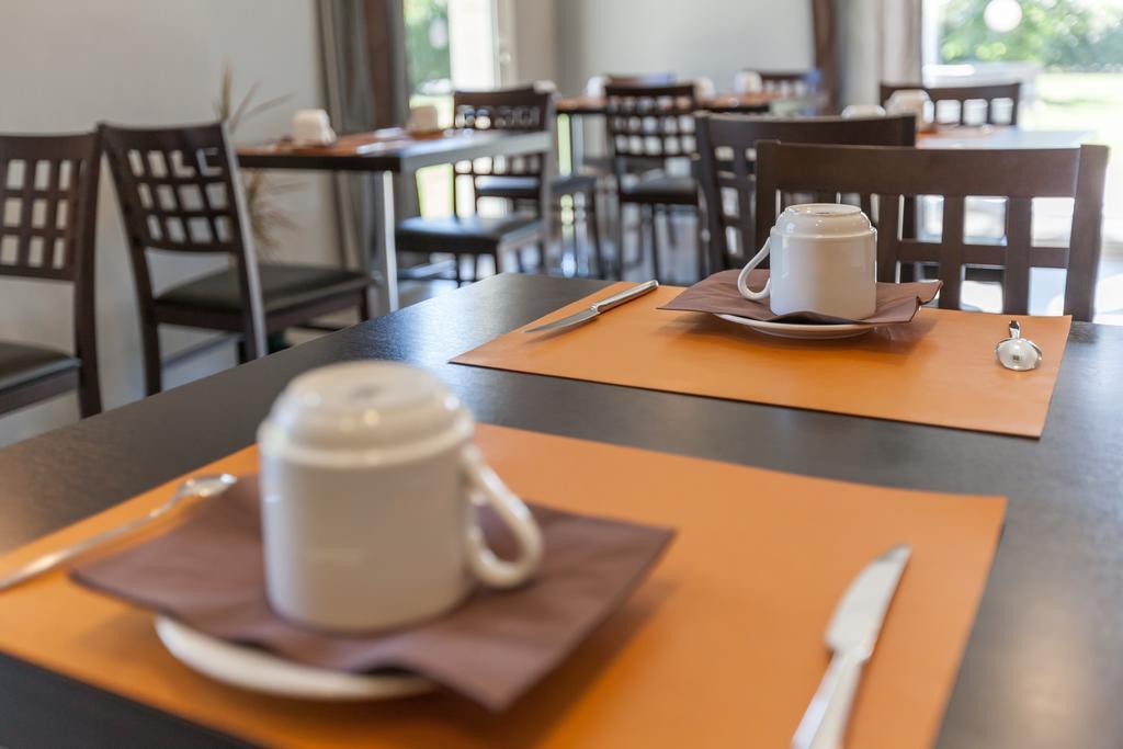 Hotel Alienor Langon  Eksteriør bilde